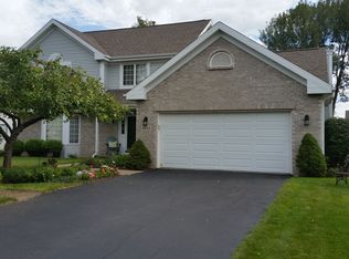 4804 Stirrup Cup Ct, Loves Park, IL 61111