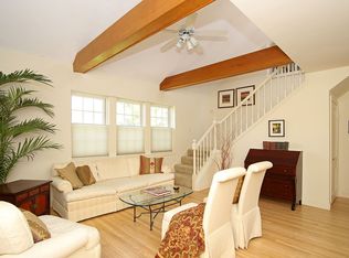 15 Hammond Pond Pkwy APT 4, Newton, MA 02467