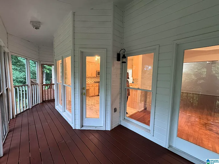 2512 Christie Cir — Photo 24