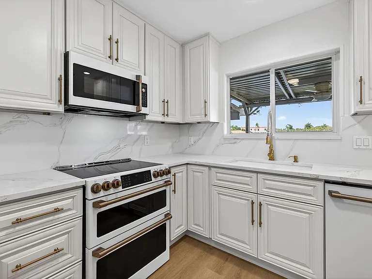 6497 Cape Hatteras Way NE #3 — Photo 17