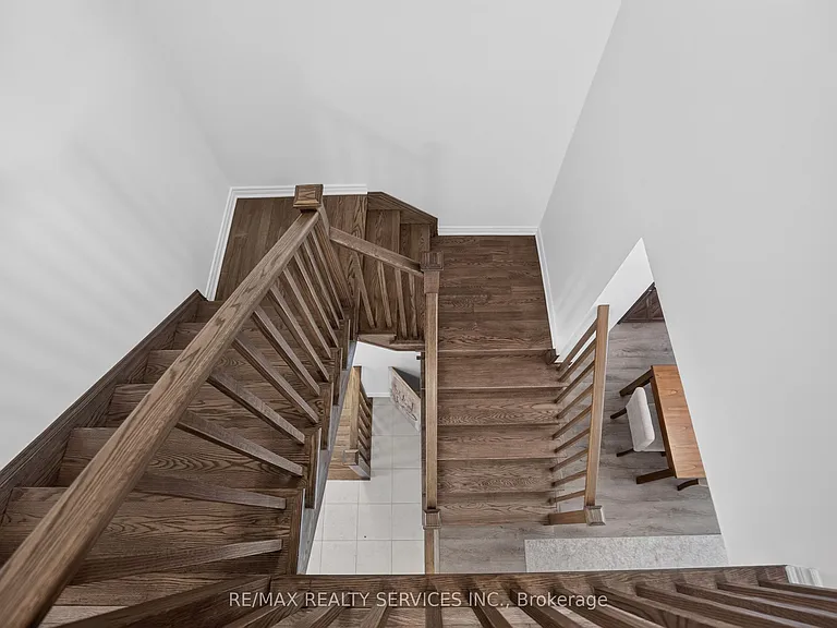 1702 Dance Ct — Photo 31