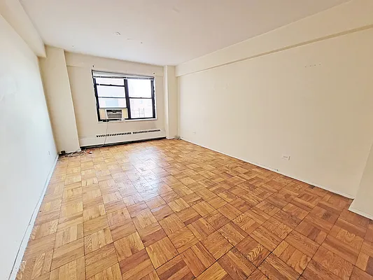 Rented by Bohemia Realty Group | media 2