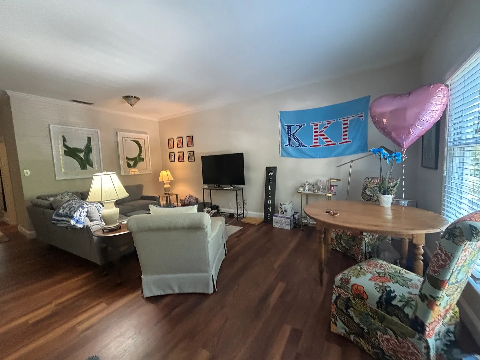 3 bed, 1424 sqft, $3,375 — Photo 4