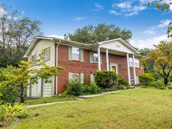 2329 Airbase Rd, Louisville, TN 37777