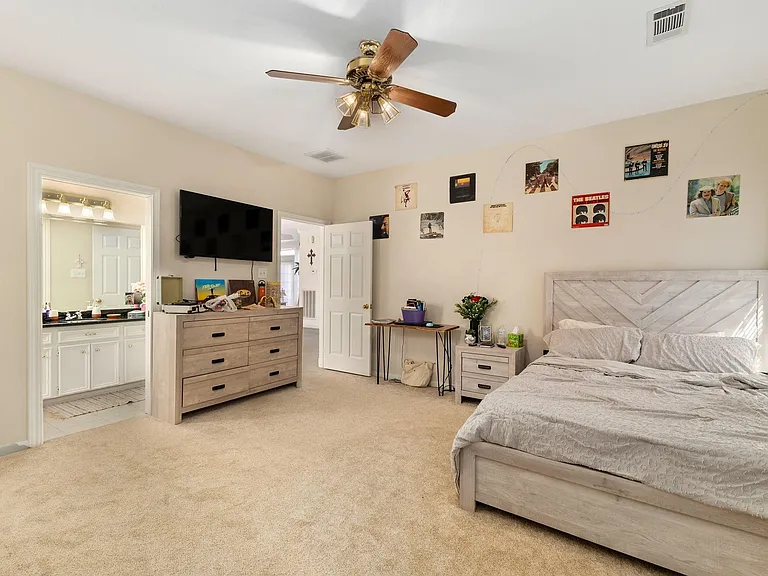 1907 Emerald Ct — Photo 22