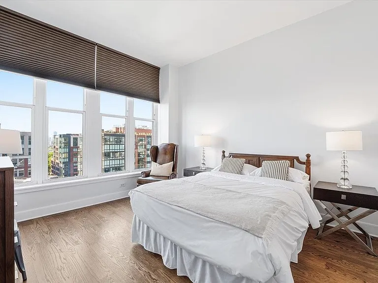 1125 Maxwell Ln #Penthouse 1221 — Photo 21