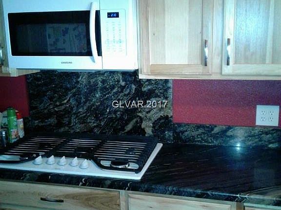 3rd image of 105 Redstone St