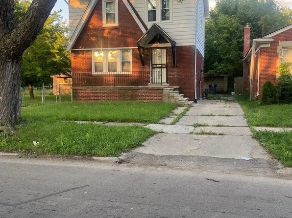 7392 N Auburn St E, Detroit, MI 48228