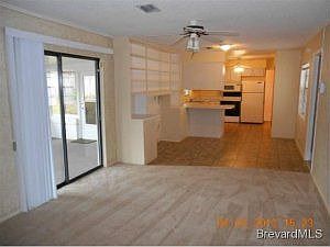 4th image of 2545 Royal Oak Dr