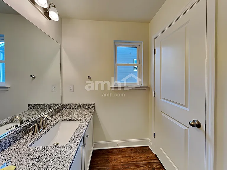 1330 Ashlyn Ct — Photo 15