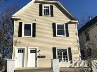 4105 Oak St, Kansas City, MO 64111