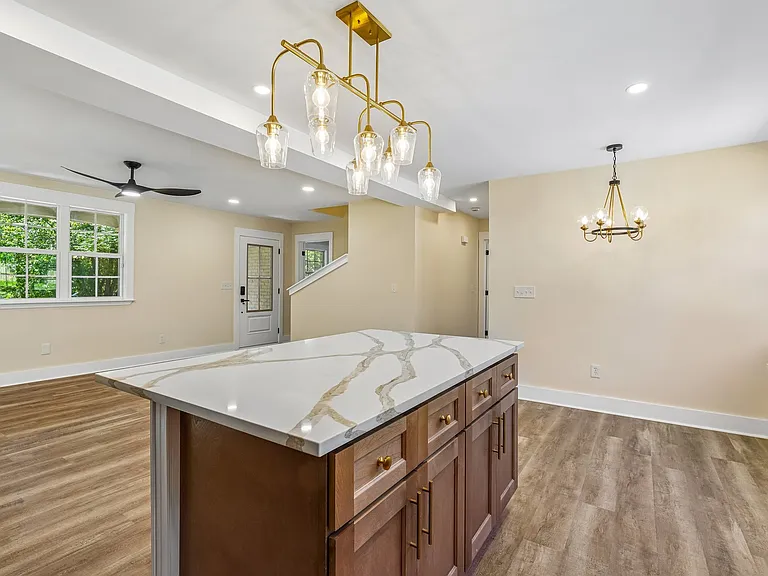 1425 Shelton Ave — Photo 20