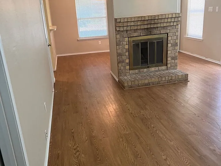 1718 Doubletree Dr — Photo 2