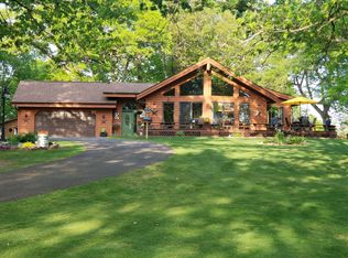 610 E Lake Dr, Shell Lake, WI 54871