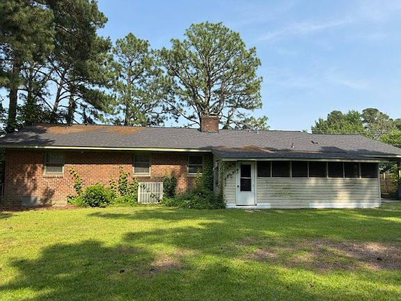 2nd image of 124 S Englewood Dr