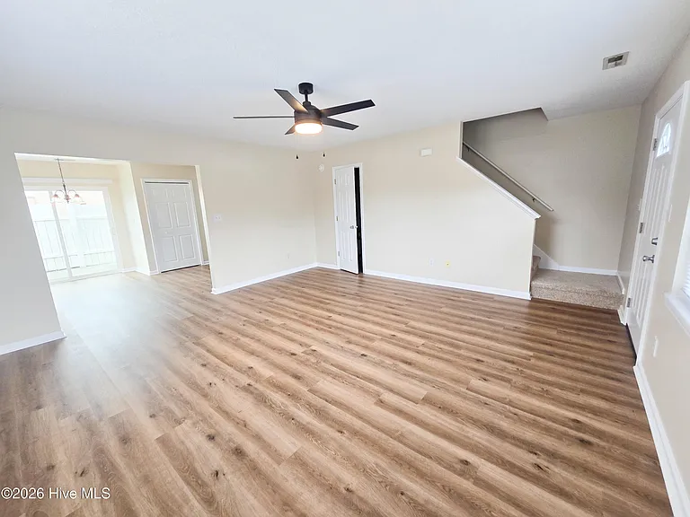14 Pirates Cove Dr — Photo 4