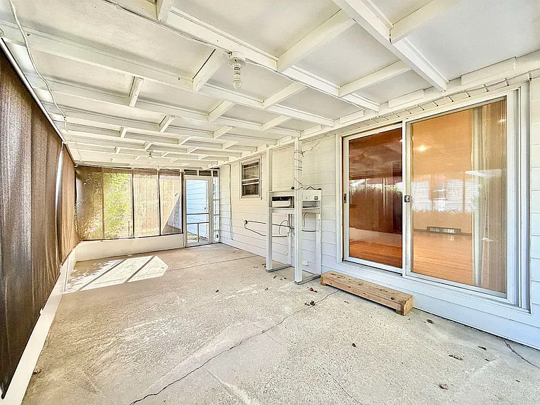 5521 East Dr — Photo 21