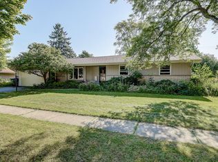 5348 Orchard Ln, Greendale, WI 53129