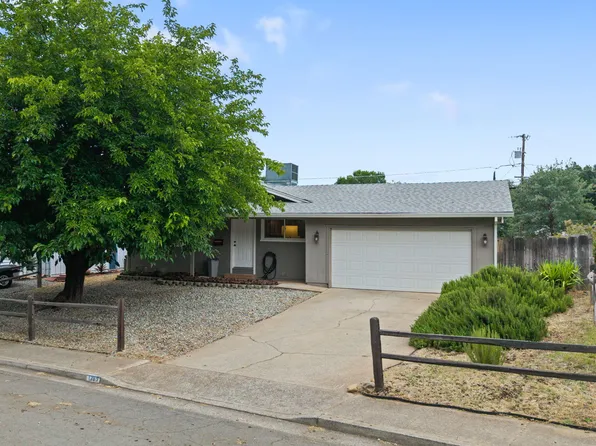 1289 Hemlock Ave, Anderson, CA 96007