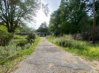 16509 Pierce Rd, Bogalusa, LA 70427