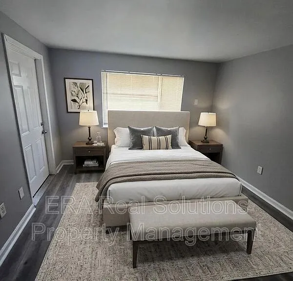 2906 Woodgrove Dr — Photo 4