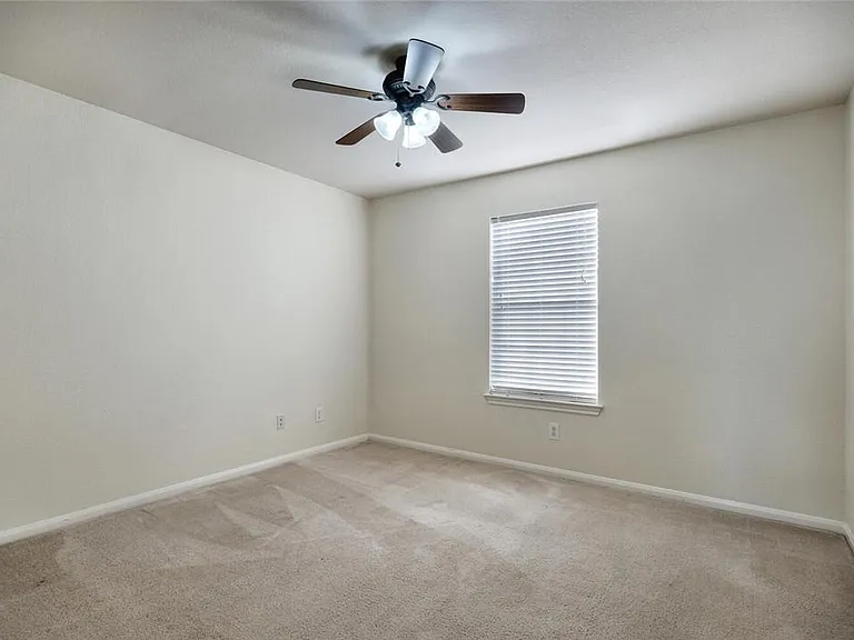 314 Hidden Brook Ln — Photo 10