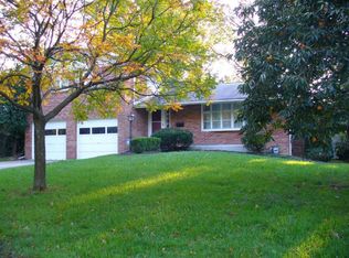 11340 Frances Dr, Beltsville, MD 20705