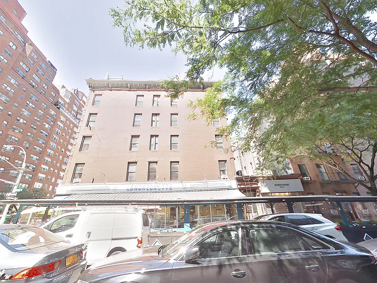 201 E 73rd St #3 — Photo 7