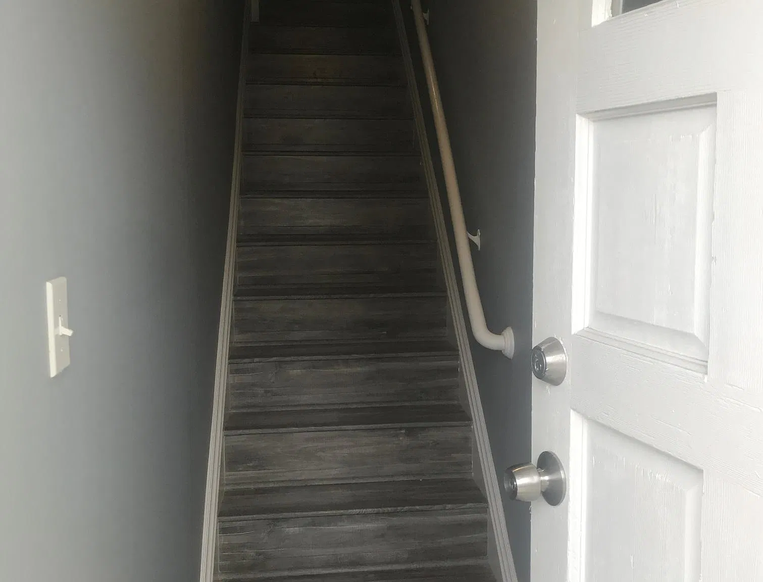 4 bed, 1450 sqft, $4,800 — Photo 2