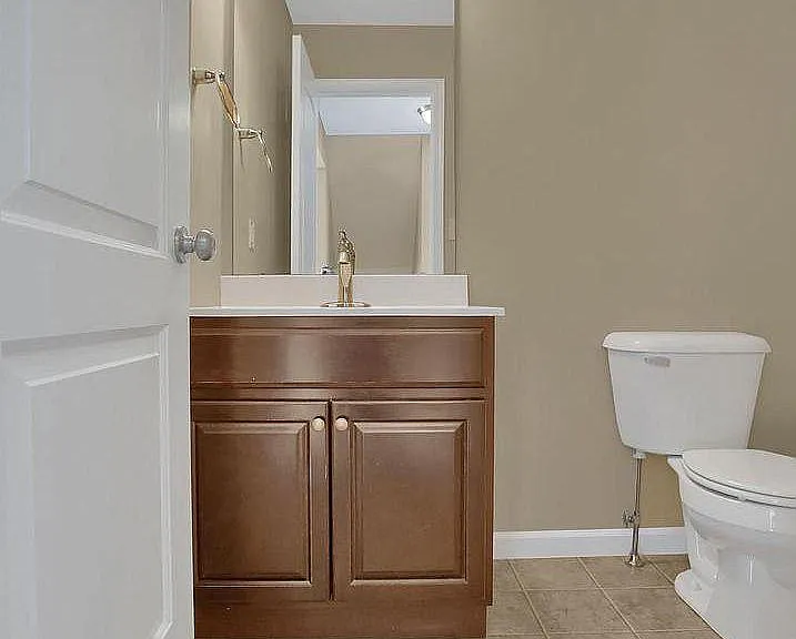 6395 Creekbend Dr — Photo 11