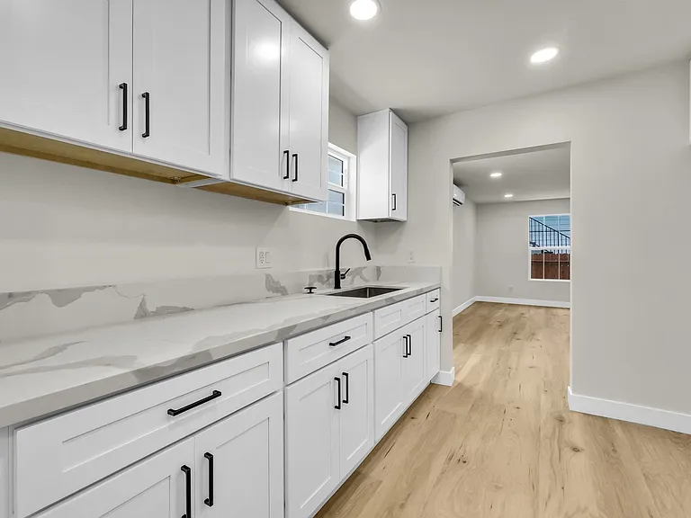 116 N Cornell Ave — Photo 47