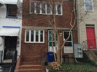 218 10th St NE, Washington, DC 20002