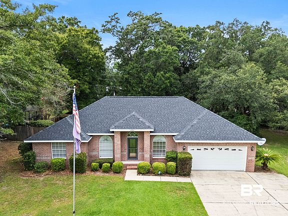 4th image of 10721 Magnolia Ln