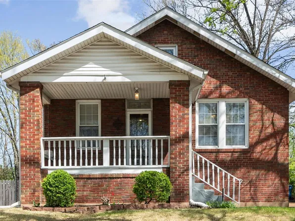 7443 Warner Ave, Saint Louis, MO 63117