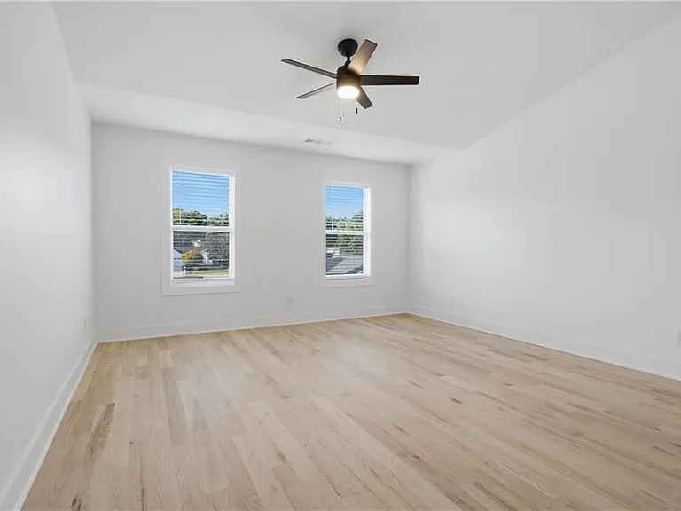 230 Pinebridge Ct — Photo 20