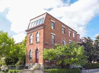 558 Liberty Hl, Cincinnati, OH 45202