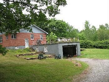 2nd image of 13 Boyd Ln