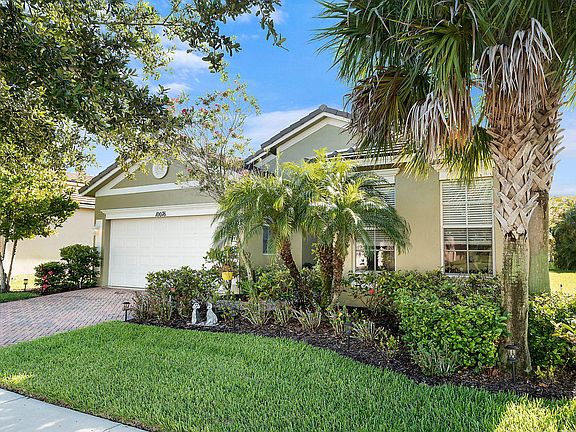 3rd image of 10076 SW Stonegate Dr