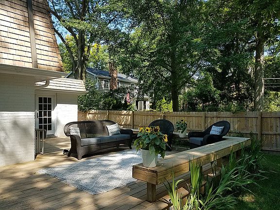 Built in Bench New Deck