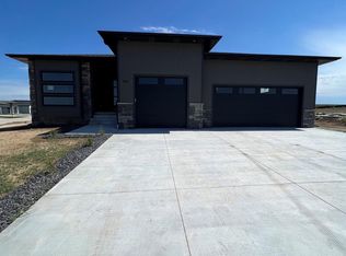 881 Cottonwood Lane, Ashland, NE 68003