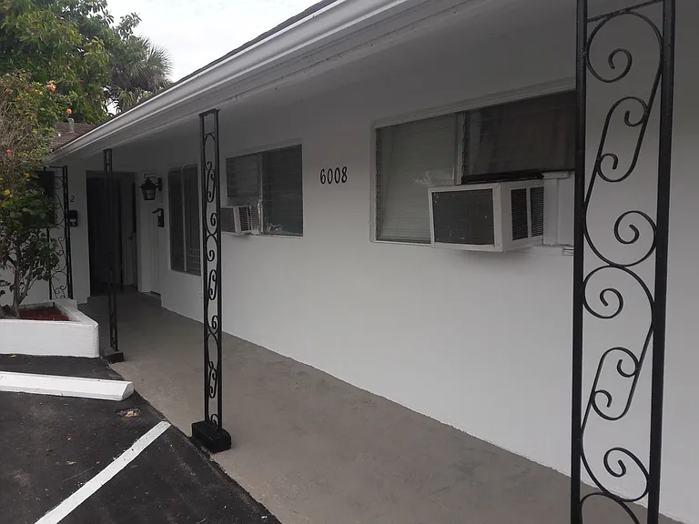 6008 NW 10 St Margate, FL 33063 — Photo 3