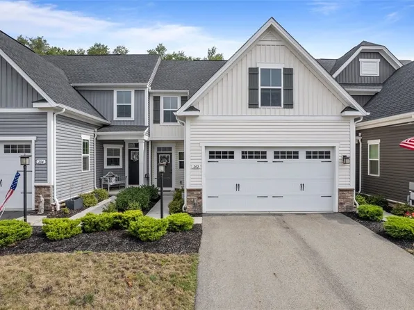 202 Sierra Dr, Canonsburg, PA 15317