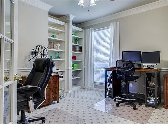 4th image of 1859 Darnell Cir