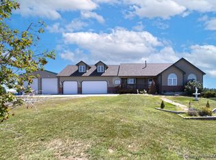 8319 Smokebrush Ct, Cheyenne, WY 82009