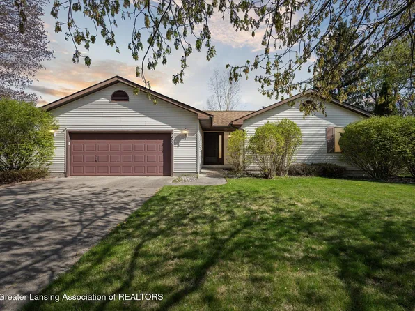 5650 Lochwoode Ct, Holt, MI 48842