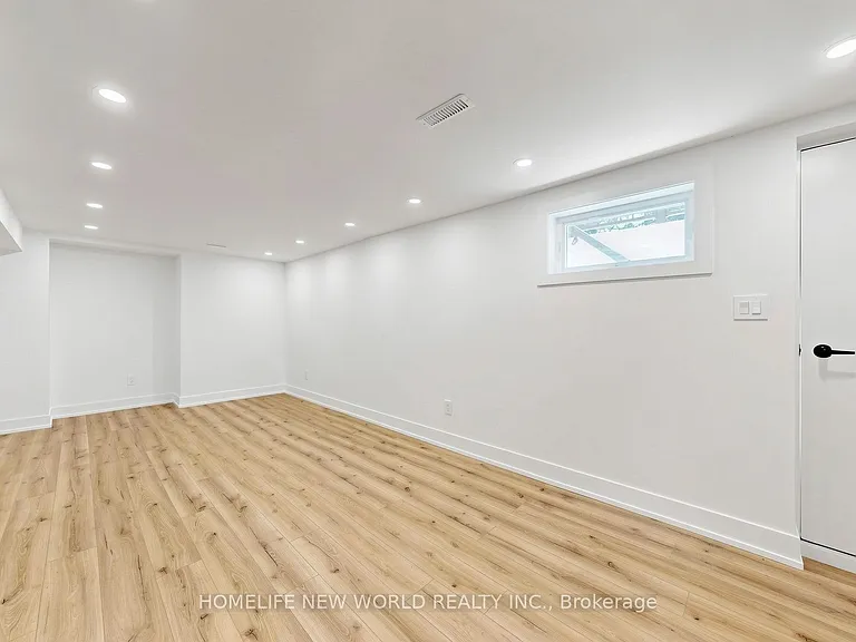 29 Charnwood Pl #BASEMENT — Photo 5