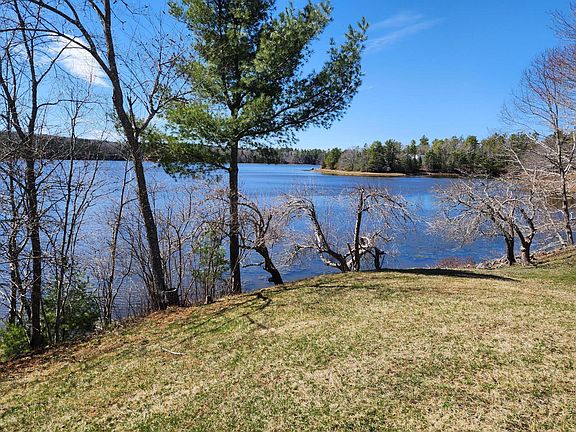5th image of 141 Gross Point Road
