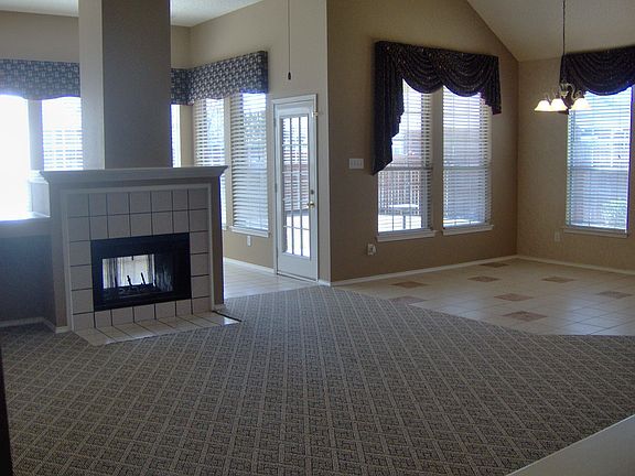 Family Room, Nook, Sunroom