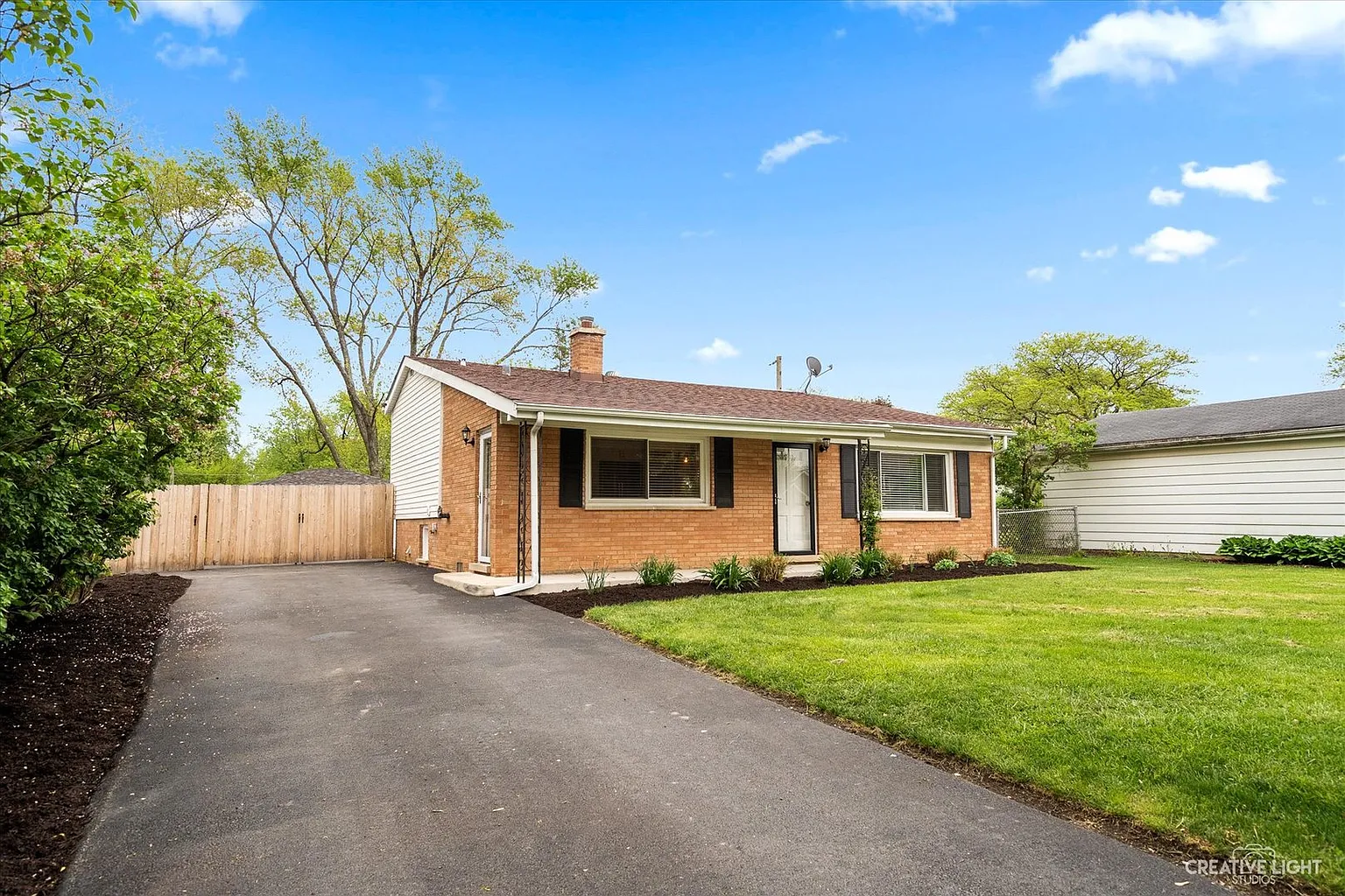 643 N West Rd photo 1