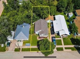 526 Battle Mountain Ave, Hot Springs, SD 57747